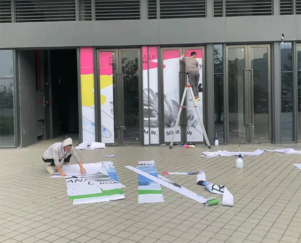 成都廣告噴繪怎么制作？噴繪制作流程有哪些內(nèi)容呢？